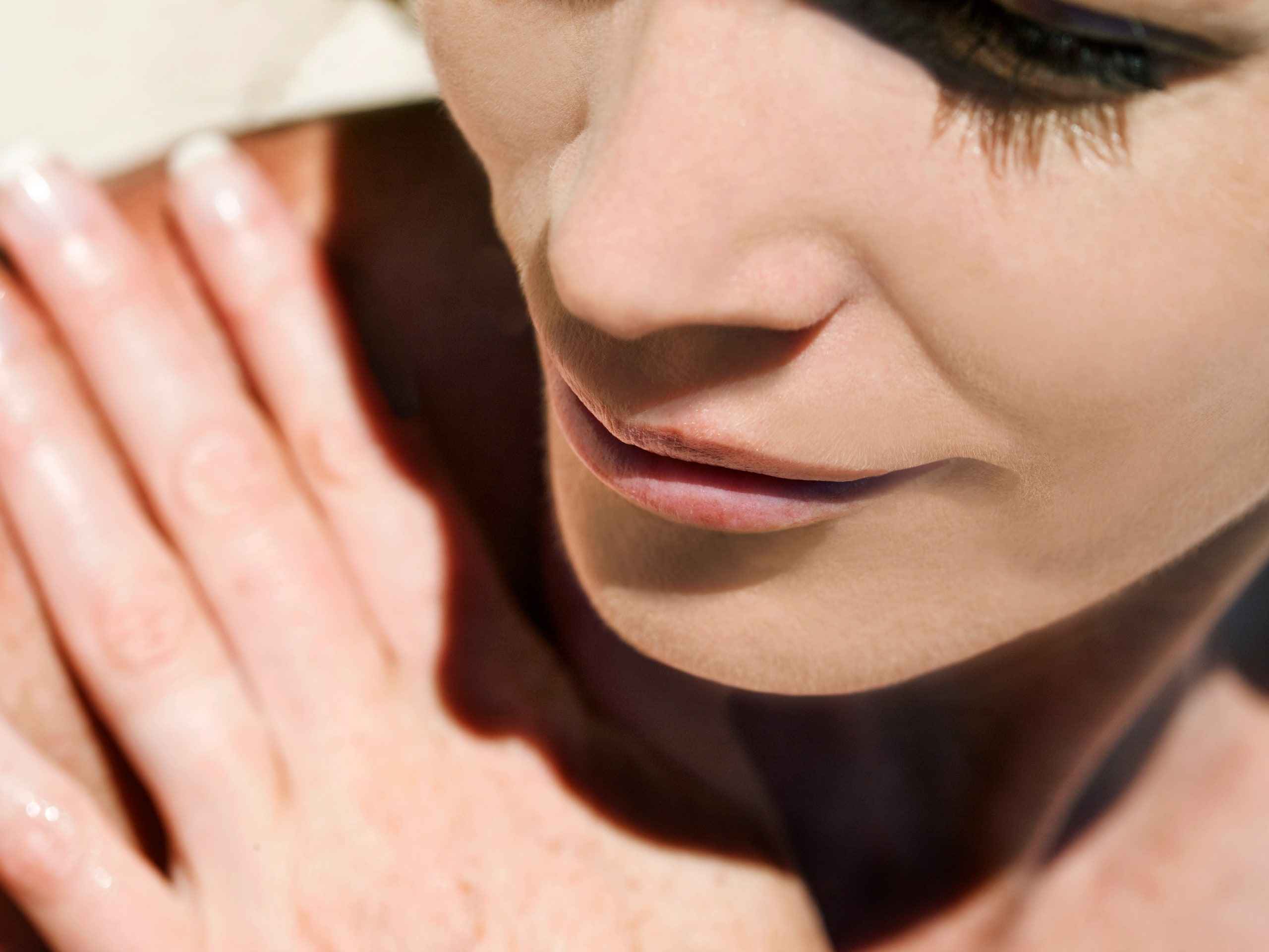 6 Ingredients to Watch Out for if You Have Sensitive Skin